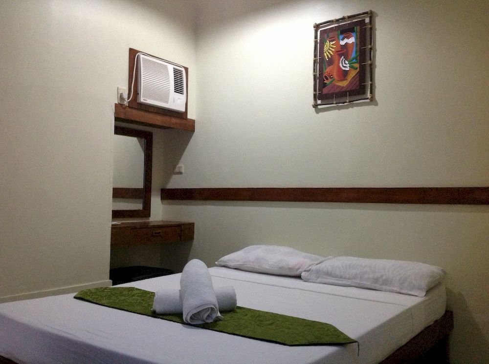 Qm Pension House Tagbilaran City Exteriör bild