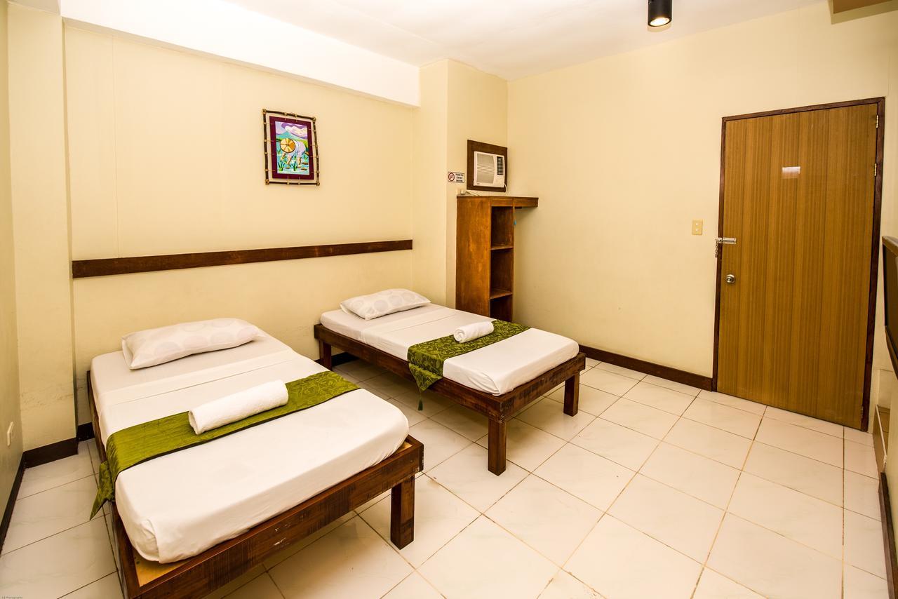 Qm Pension House Tagbilaran City Exteriör bild