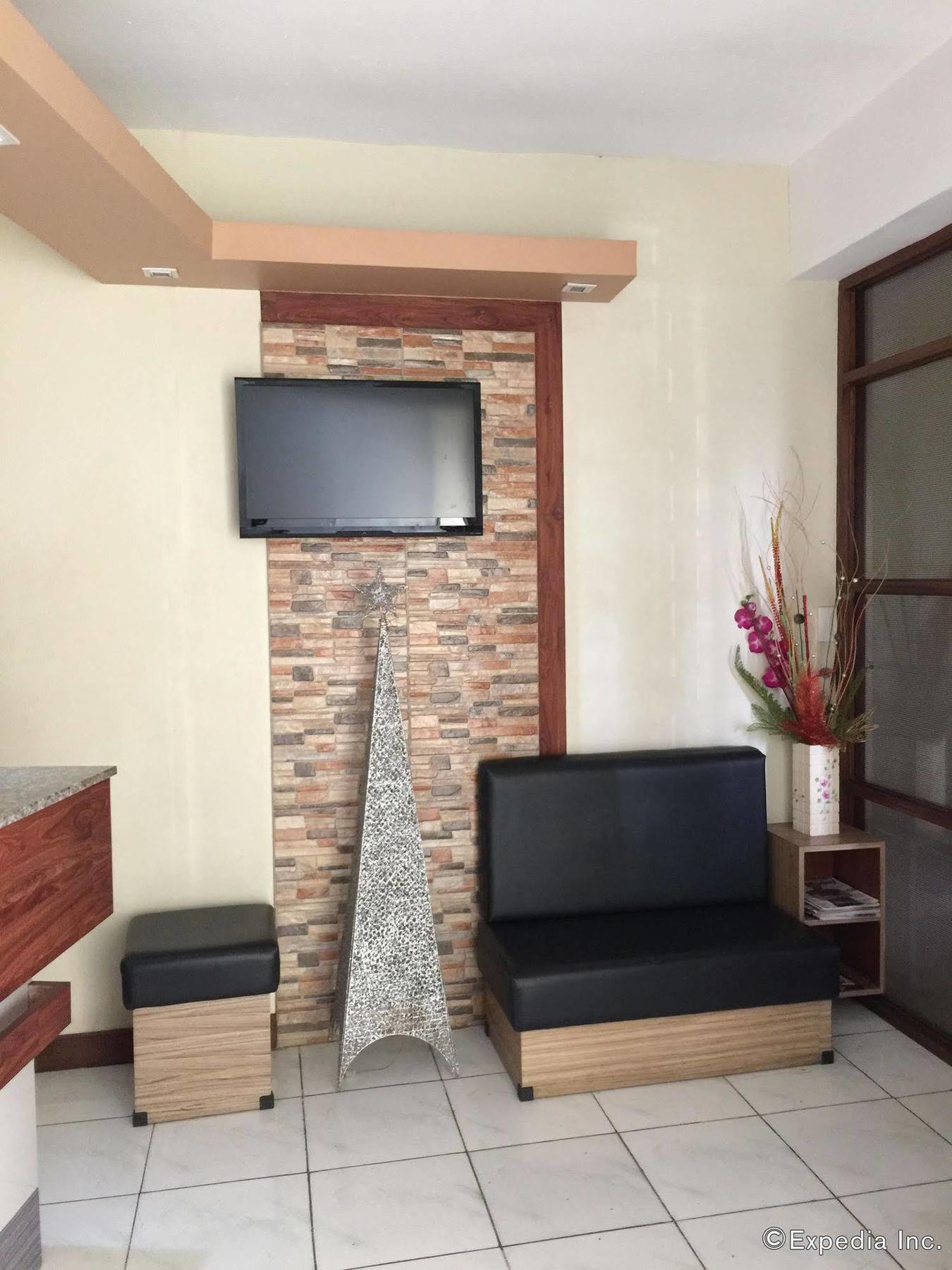 Qm Pension House Tagbilaran City Exteriör bild