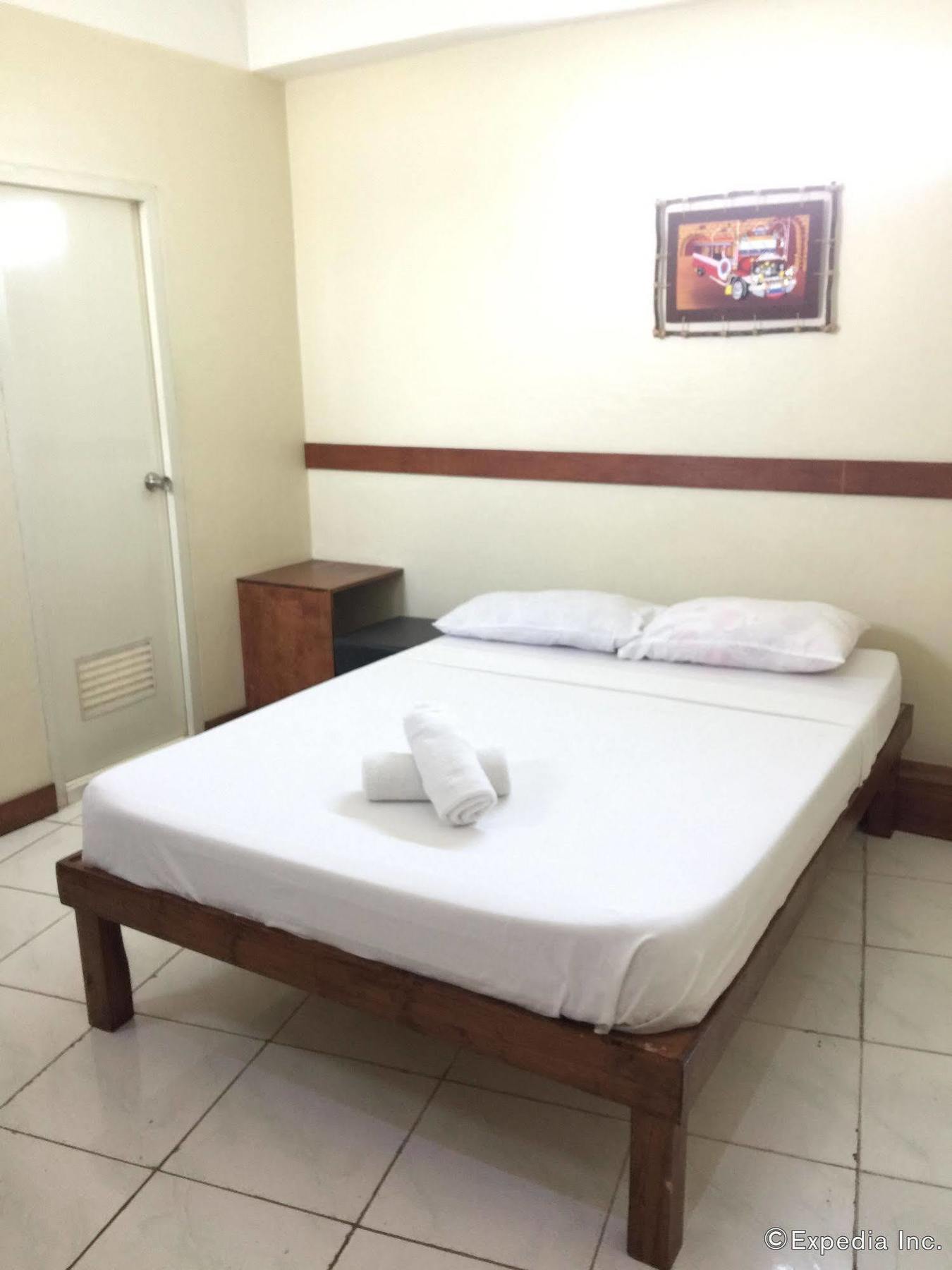 Qm Pension House Tagbilaran City Exteriör bild
