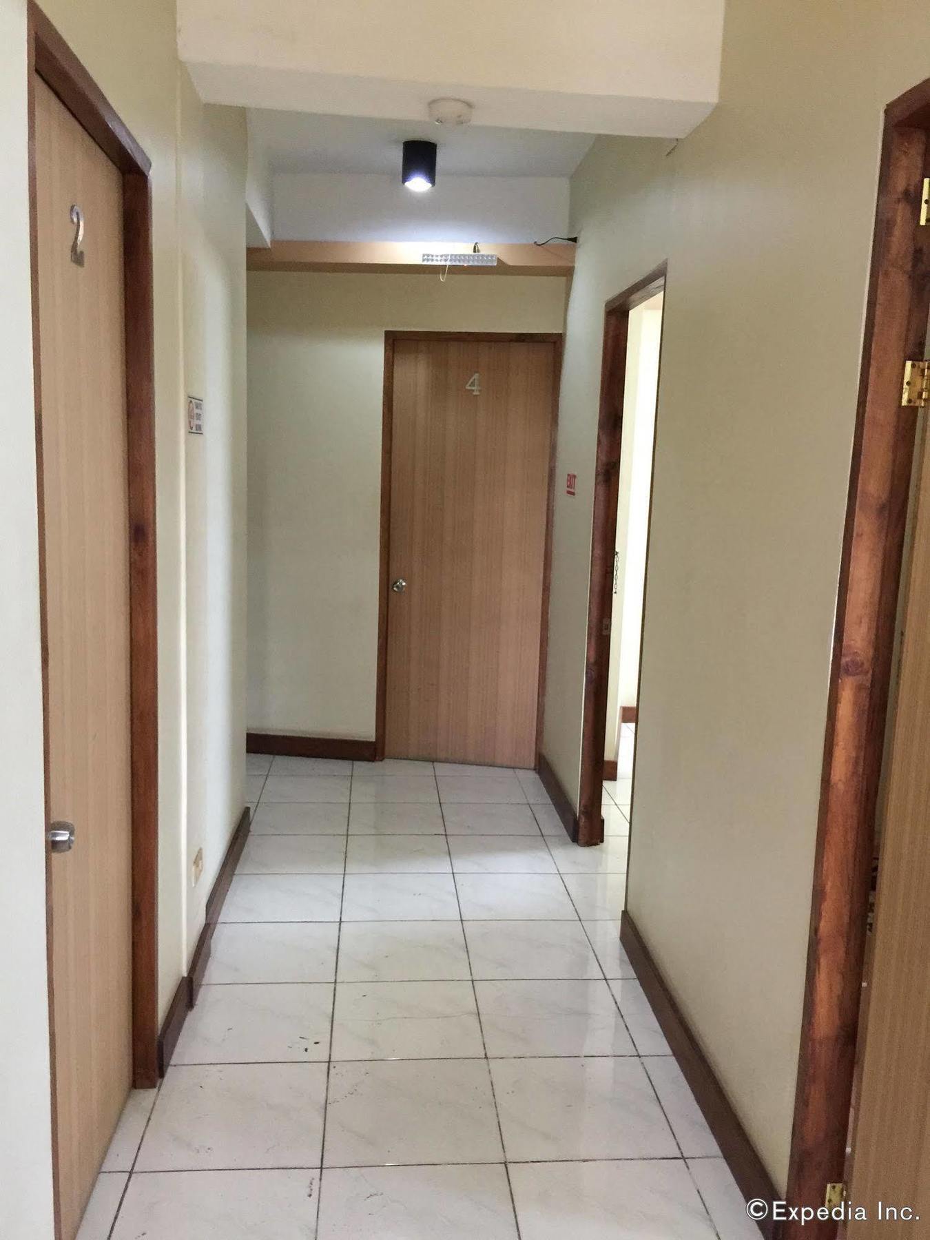 Qm Pension House Tagbilaran City Exteriör bild